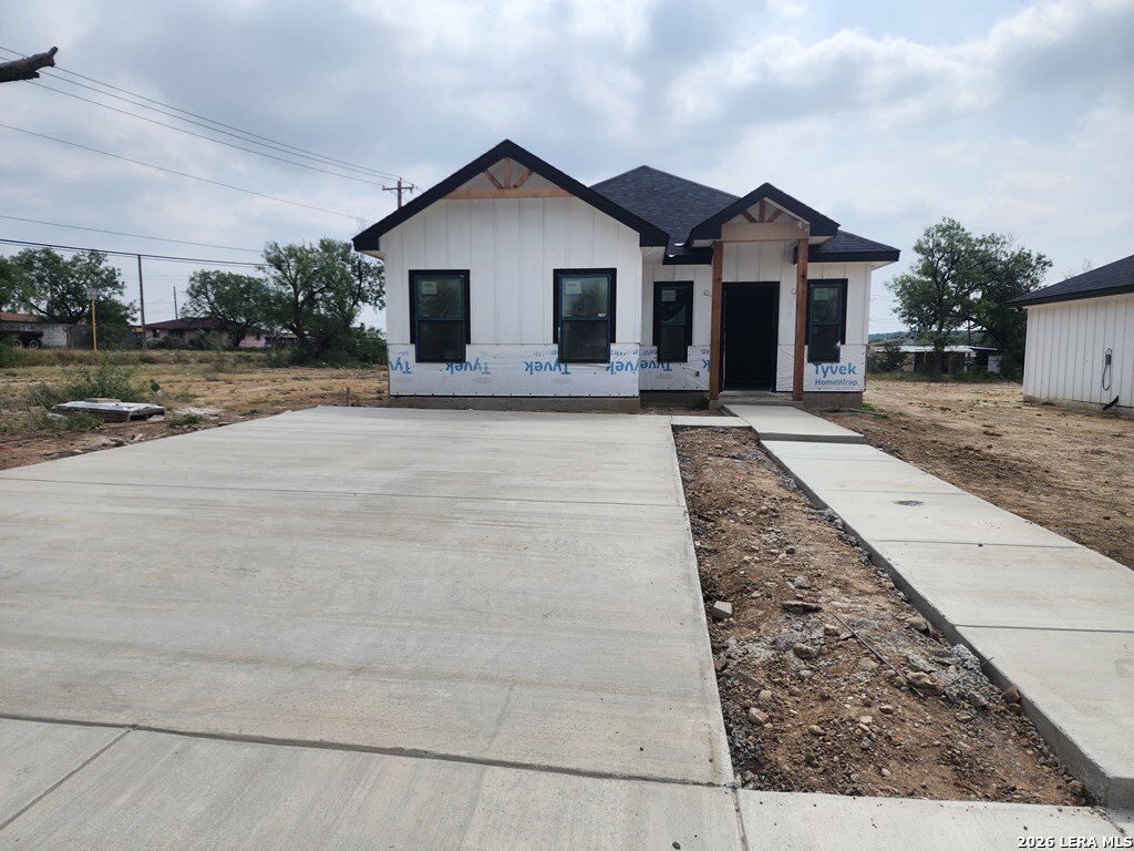 2786 Rodriguez Street Eagle Pass, TX 78852 - Photo 2 of 18