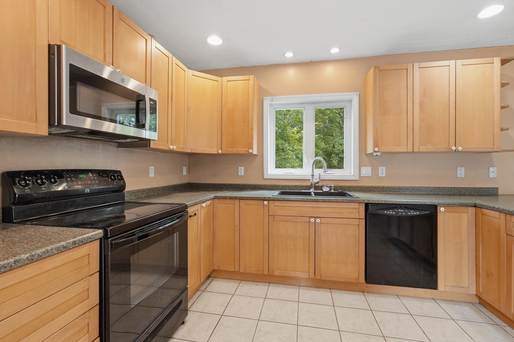 53 Water Street Gardner, MA 01440 - Photo 10 of 31
