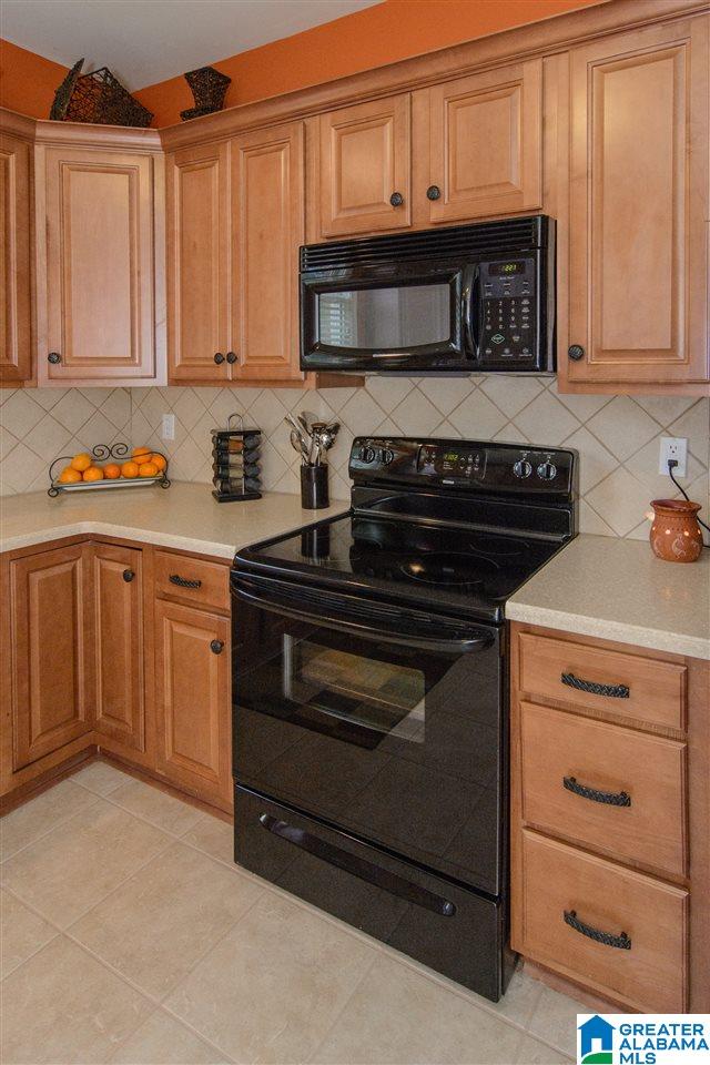 5764 Park Side Road Hoover, AL 35244 - Photo 13 of 34