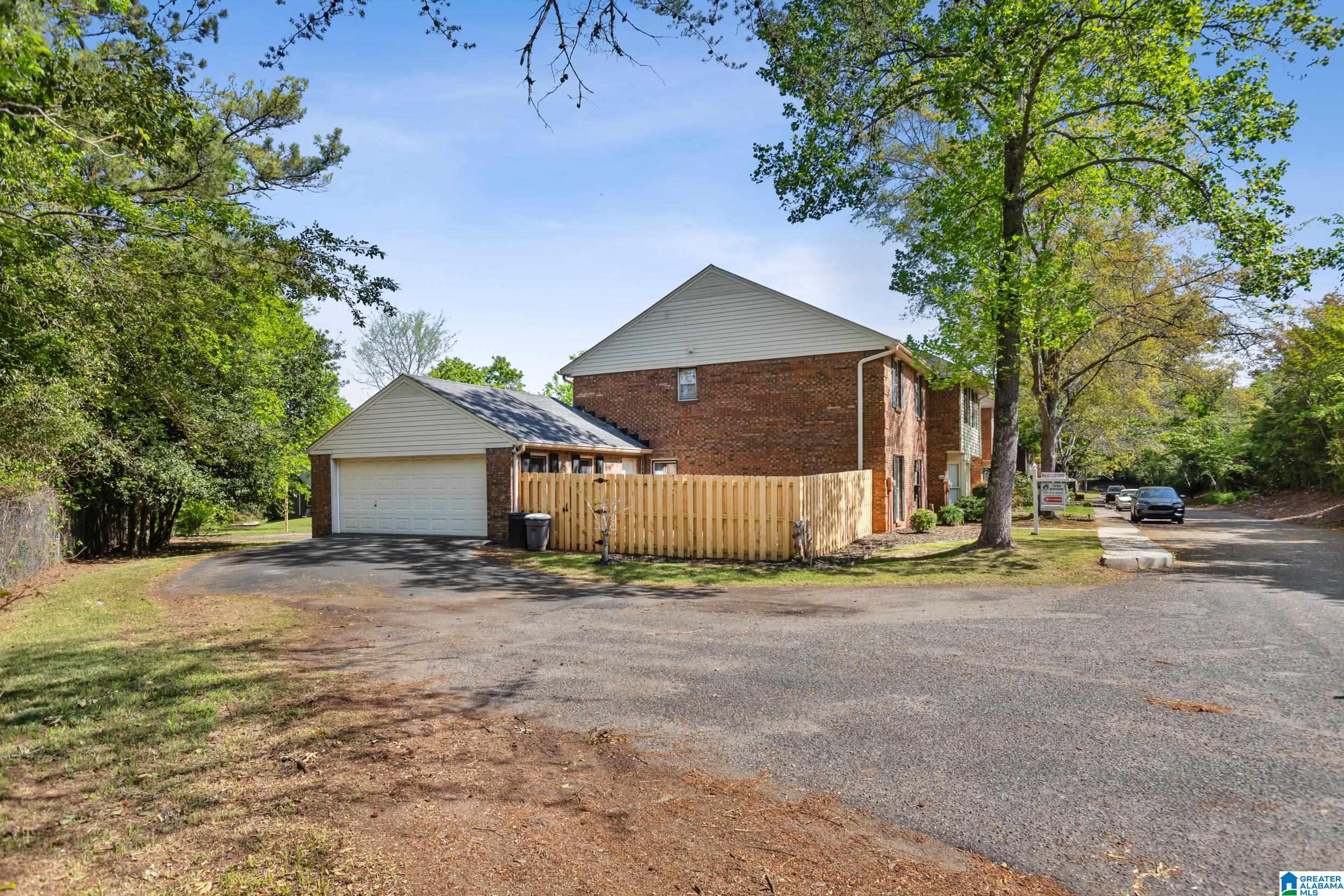1104 Springville Road Birmingham, AL 35215 - Photo 6 of 43