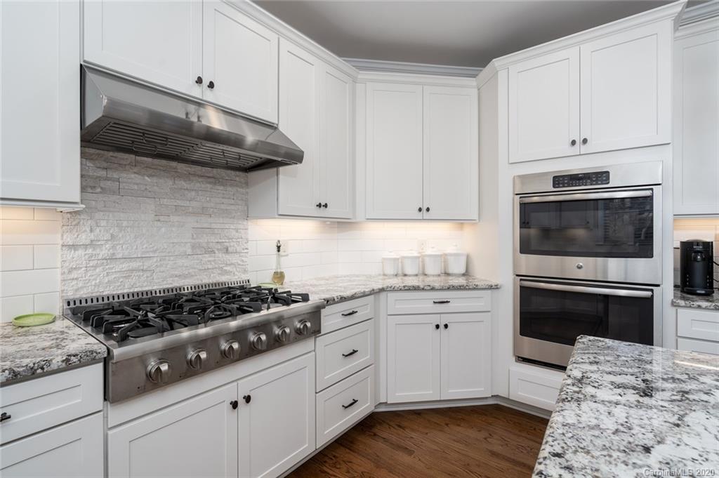 15710 Knox Hill Road Huntersville, NC 28078 - Photo 2 of 46