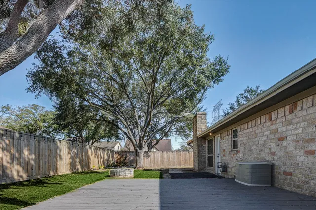 $2,300 | 21602 Park Downe Lane, Katy, TX 77450
