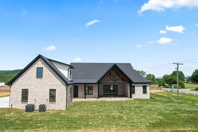 $1,200,000 | 100 Stables Lane, Lynchburg, VA 24503