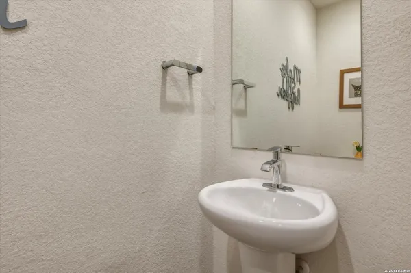 $325,000 | 405 Tequilana Pass, Leander, TX 78641