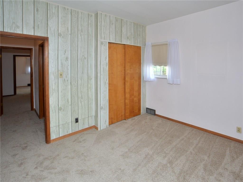315 Jefferson Road Pittsburgh, PA 15235 - Photo 14 of 23 Gallery Image 14