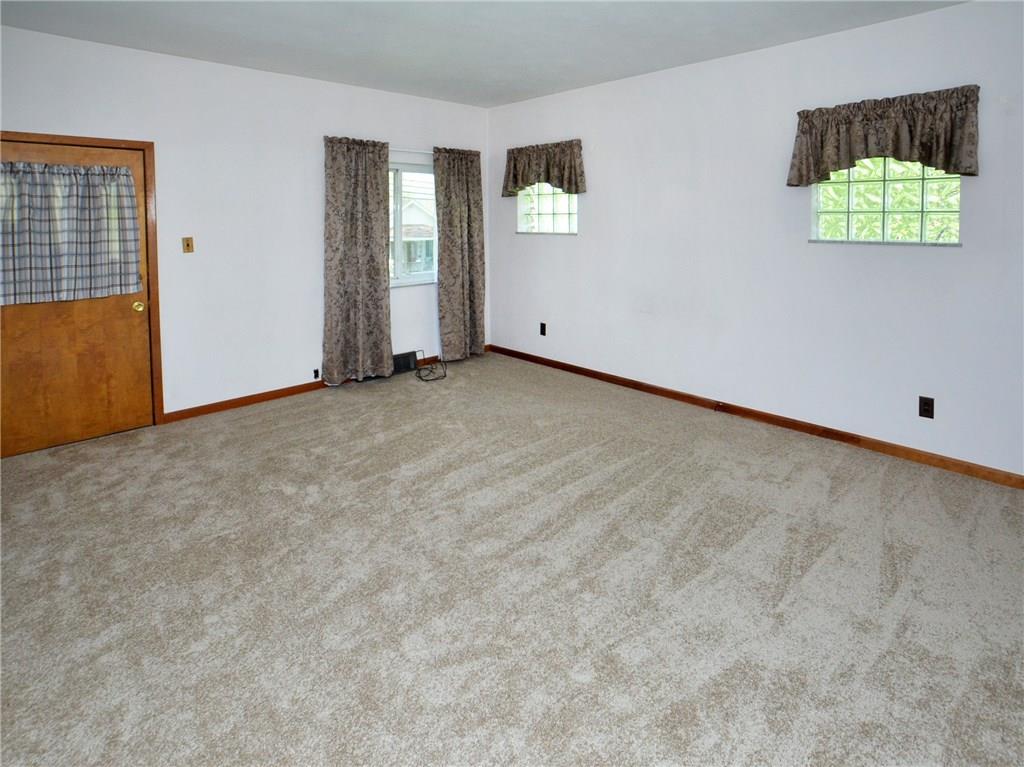 315 Jefferson Road Pittsburgh, PA 15235 - Photo 7 of 23 Gallery Image 7