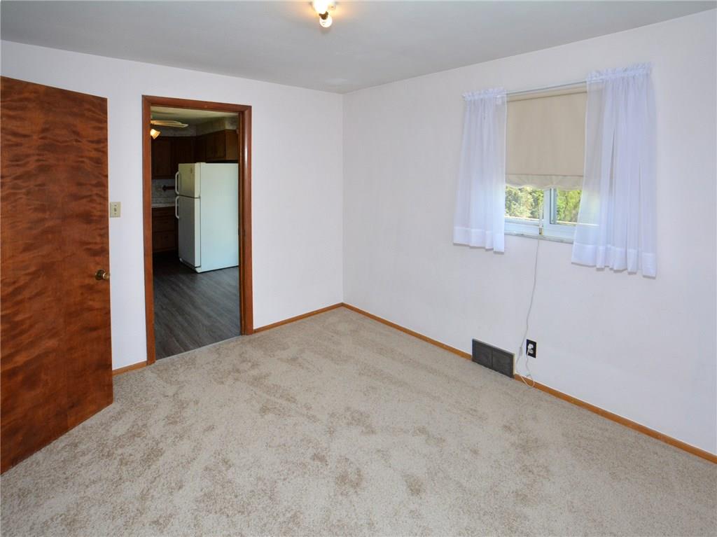 315 Jefferson Road Pittsburgh, PA 15235 - Photo 10 of 23 Gallery Image 10