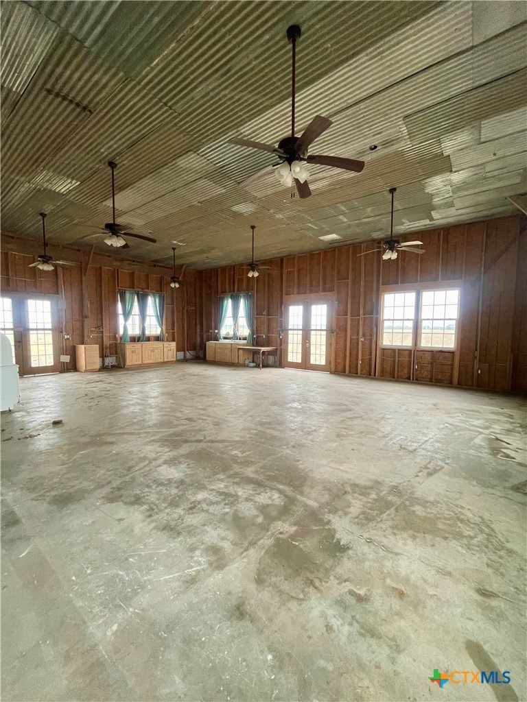218 Fm 710 Ganado, TX 77962 - Photo 13 of 28