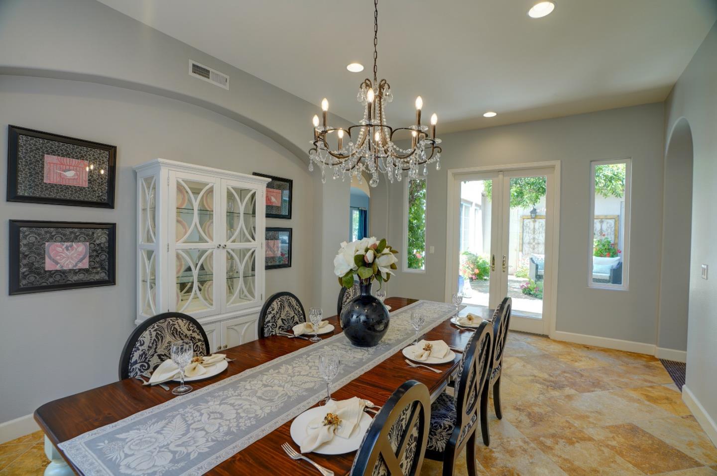 2860 Club Drive Gilroy, CA 95020 - Photo 14 of 87 a dining room with furniture and window