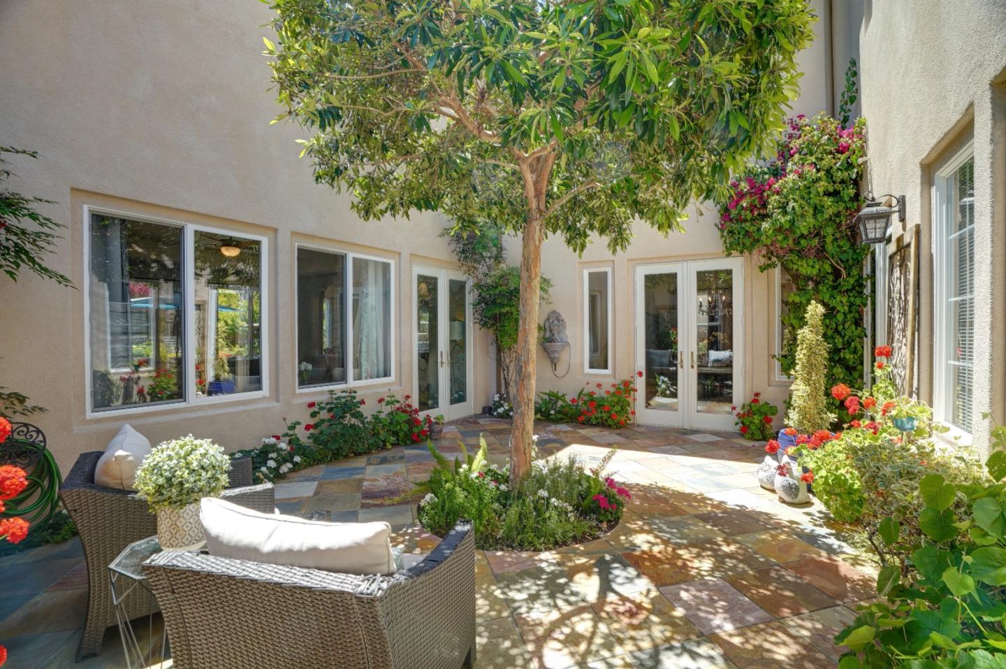 2860 Club Drive Gilroy, CA 95020 - Photo 18 of 87