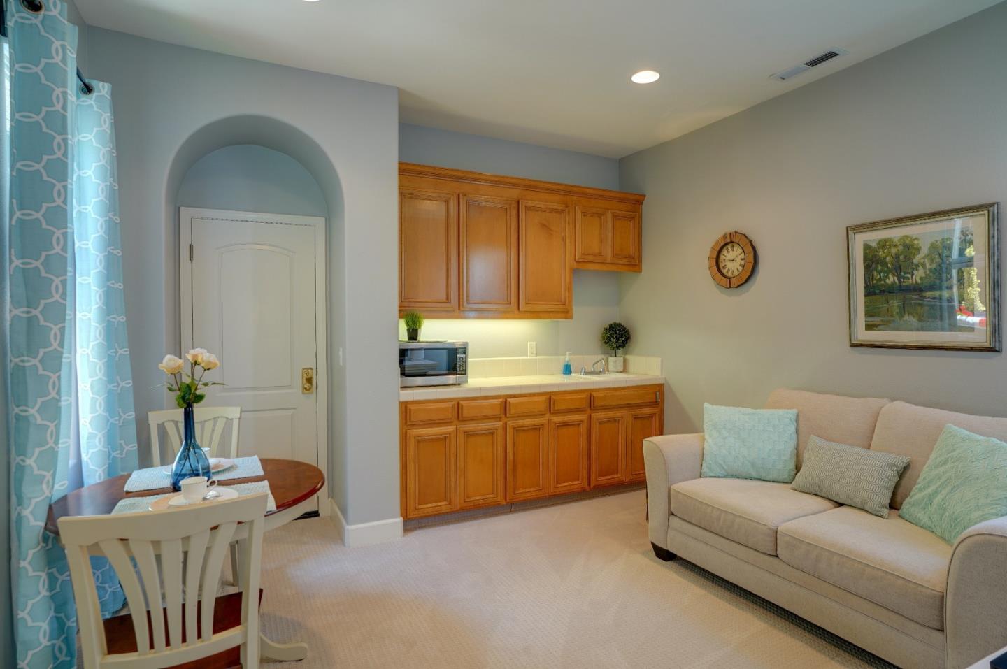 2860 Club Drive Gilroy, CA 95020 - Photo 36 of 87 a living room with furniture and window