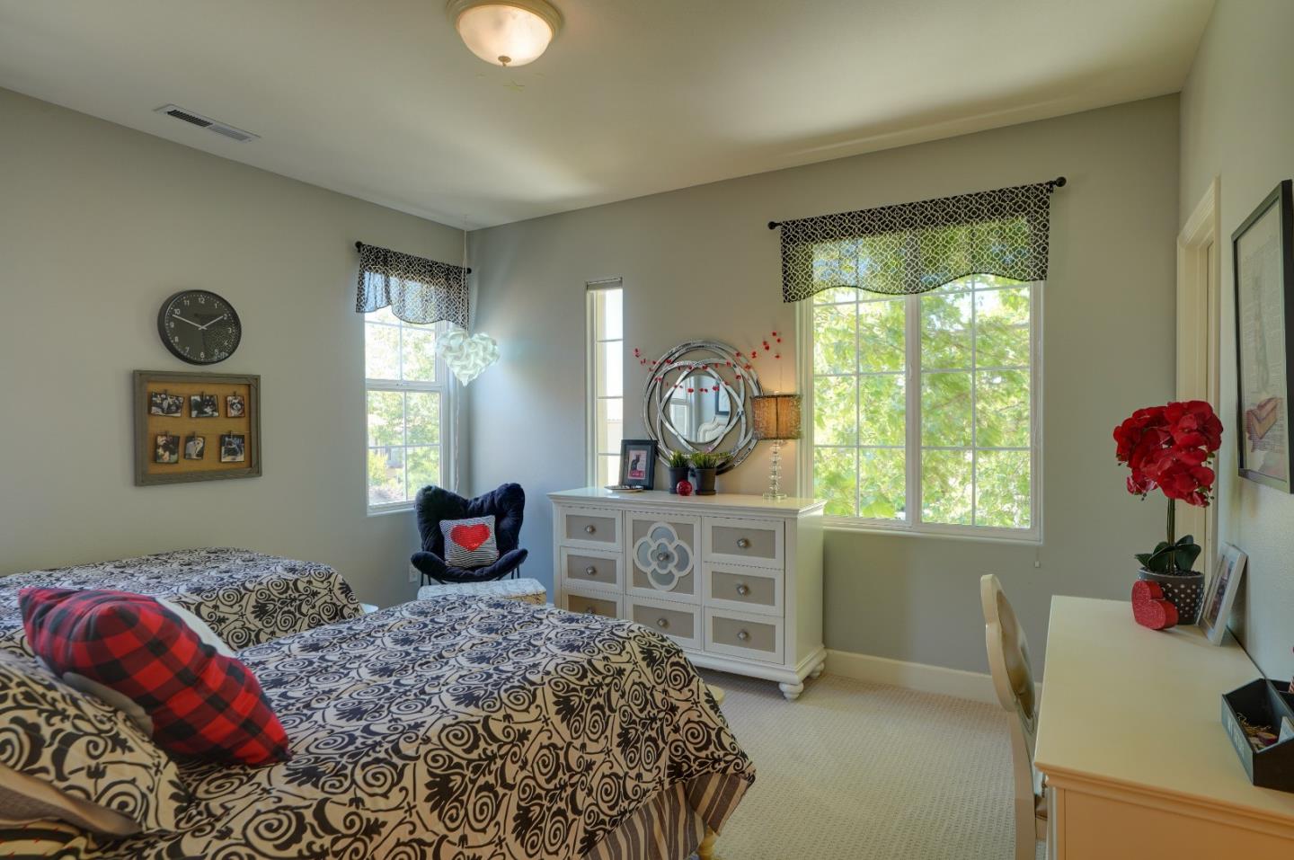 2860 Club Drive Gilroy, CA 95020 - Photo 42 of 87 a bedroom with a bed and a dresser