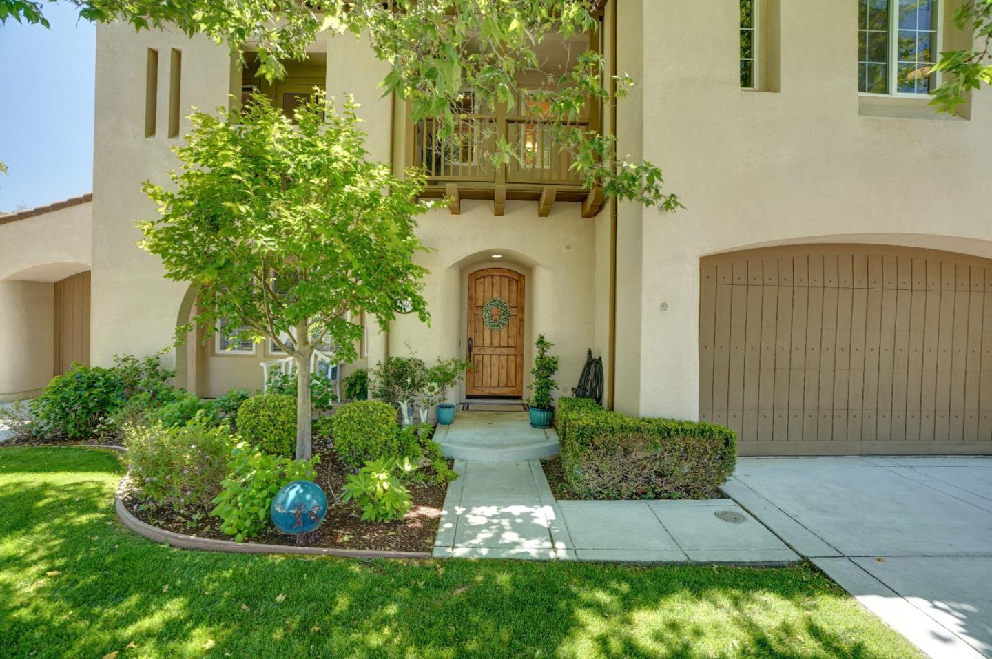 2860 Club Drive Gilroy, CA 95020 - Photo 5 of 87