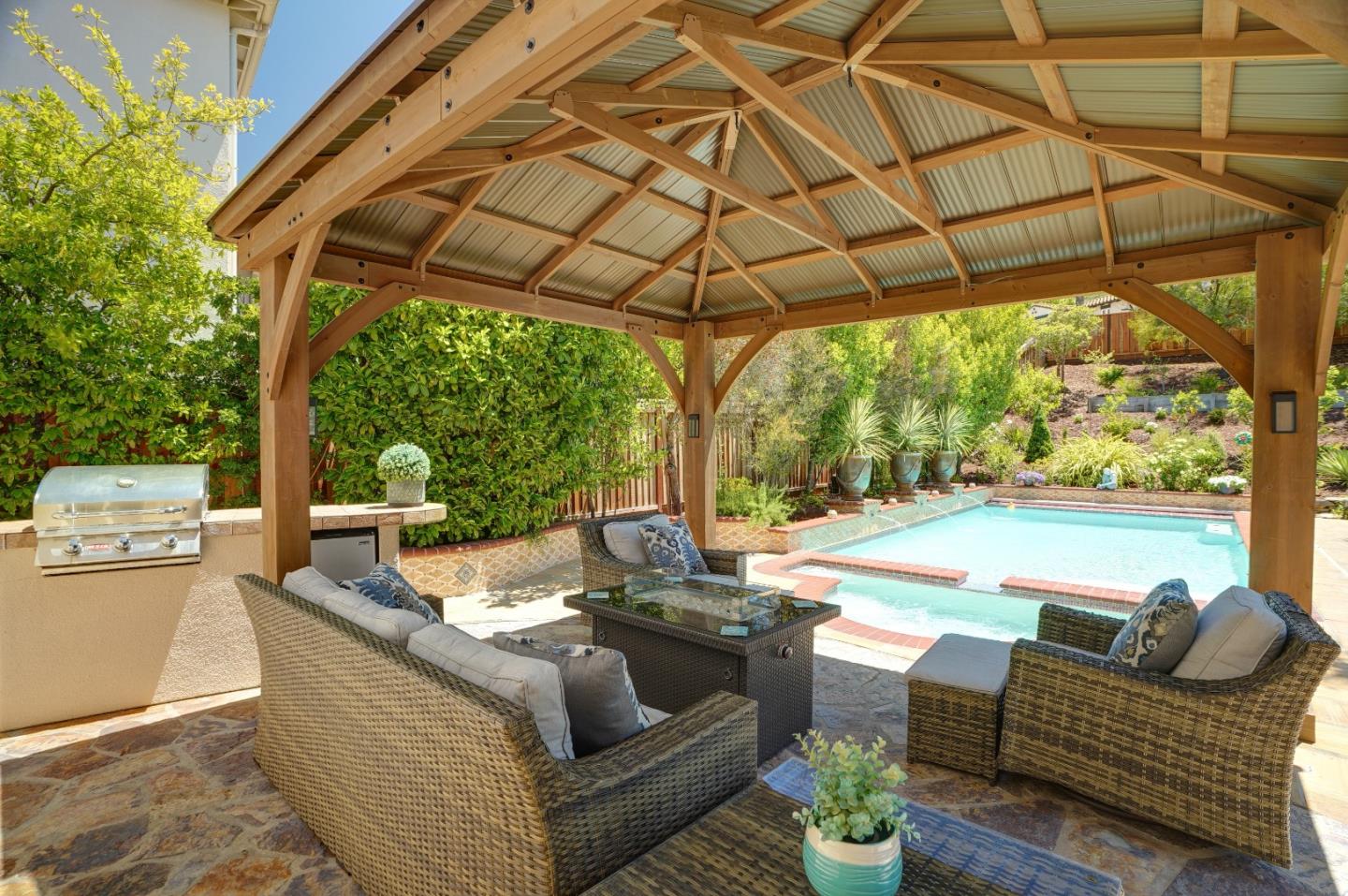 2860 Club Drive Gilroy, CA 95020 - Photo 68 of 87