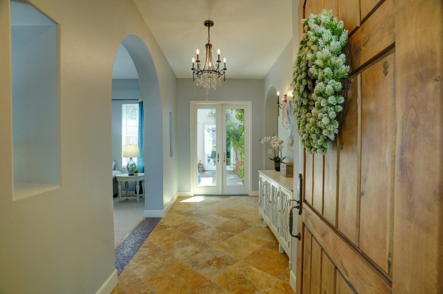 2860 Club Drive Gilroy, CA 95020 - Photo 8 of 87