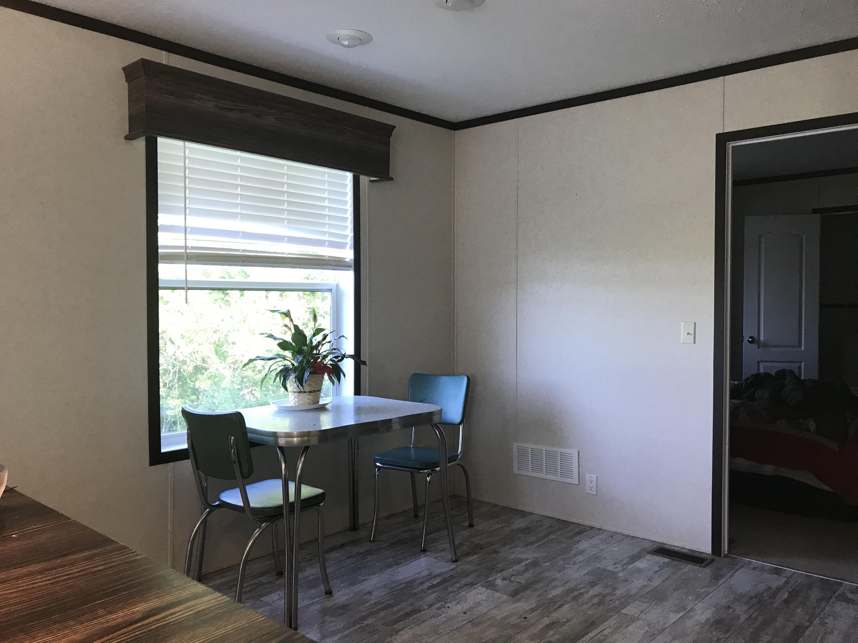 23057 South Clegg Road Pickford, MI 49774 - Photo 7 of 31 dining area