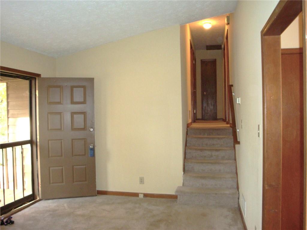 568 Russell Road Lawrenceville, GA 30043 - Photo 6 of 20