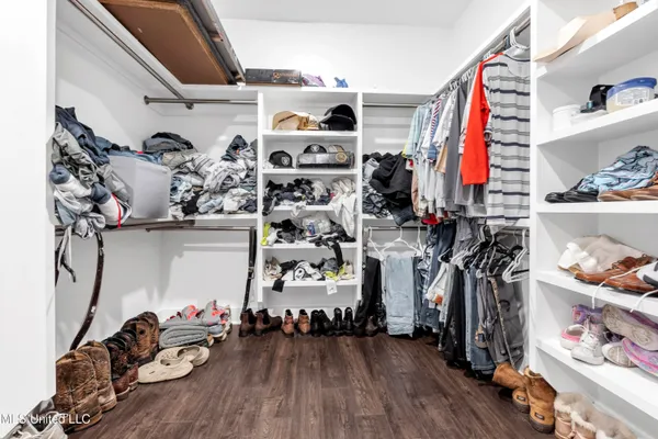 $854,400 | 9108 Honey Suckle Way, Hernando, MS 38632