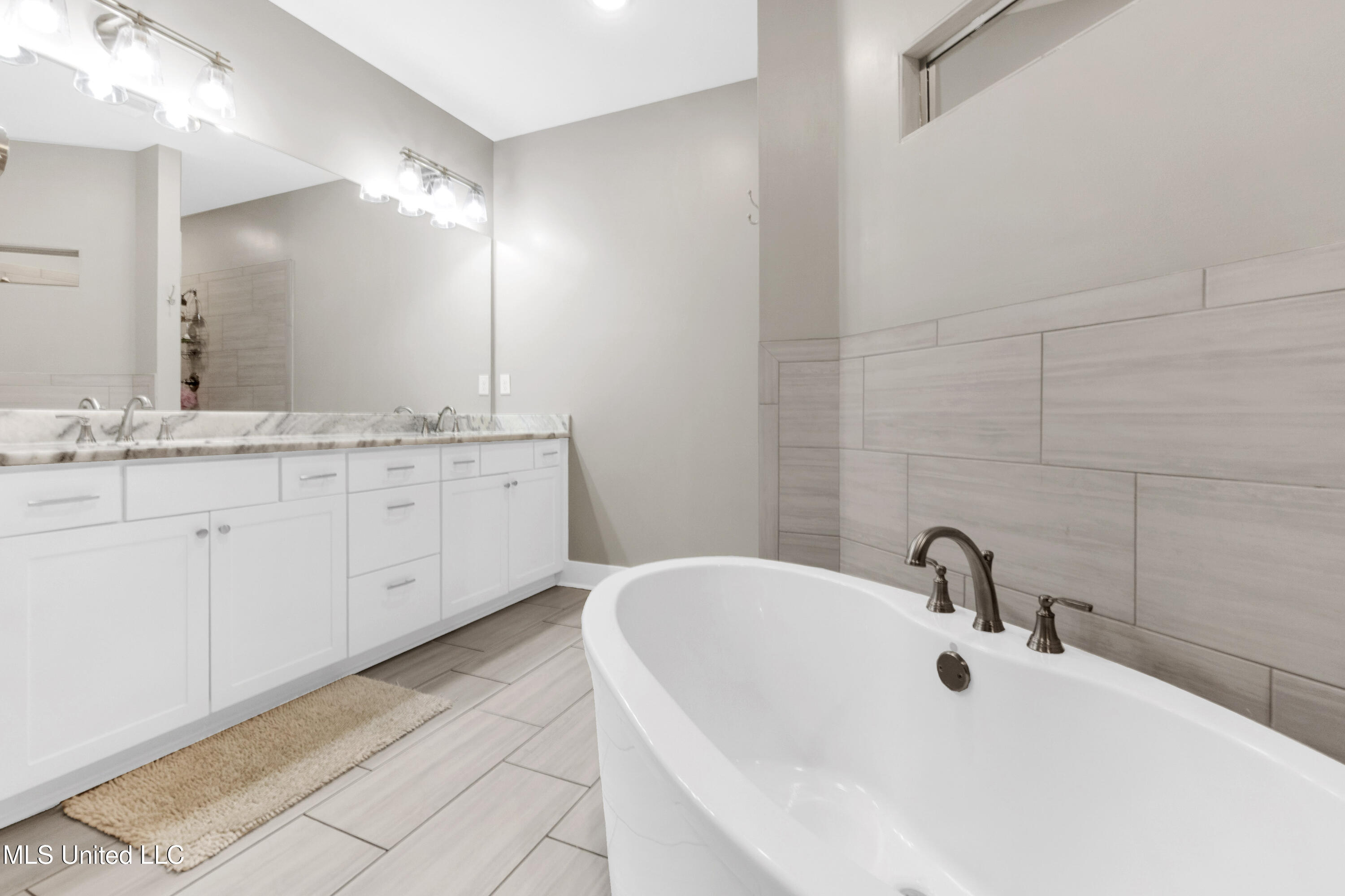 9108 Honey Suckle Way Hernando, MS 38632 - Photo 21 of 39 DSC05112