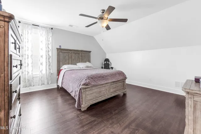 $854,400 | 9108 Honey Suckle Way, Hernando, MS 38632