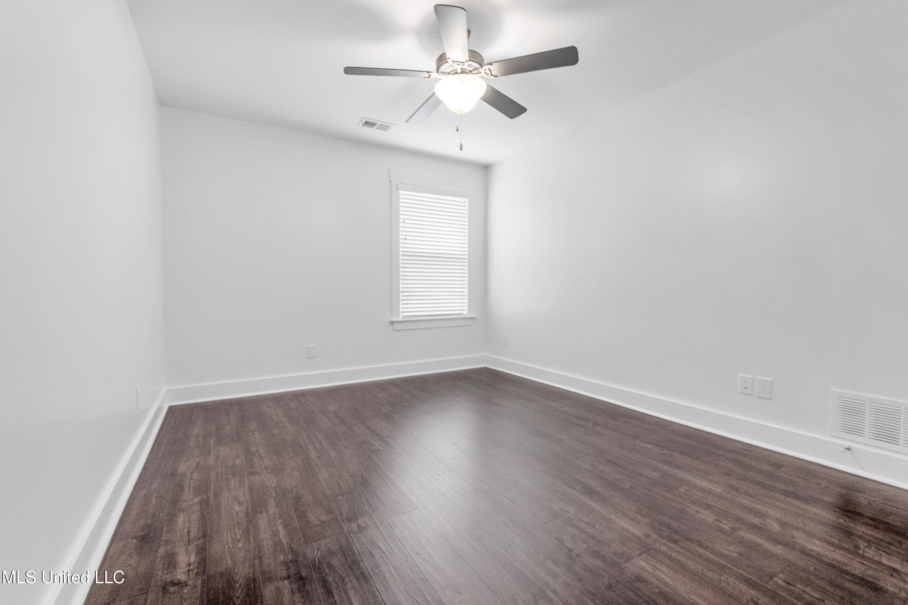 9108 Honey Suckle Way Hernando, MS 38632 - Photo 32 of 39 DSC05160 - Copy