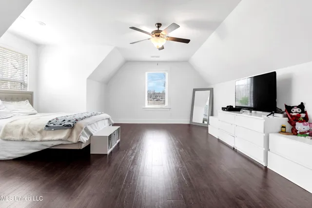 $854,400 | 9108 Honey Suckle Way, Hernando, MS 38632