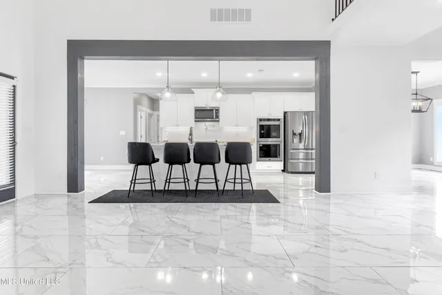 $854,400 | 9108 Honey Suckle Way, Hernando, MS 38632