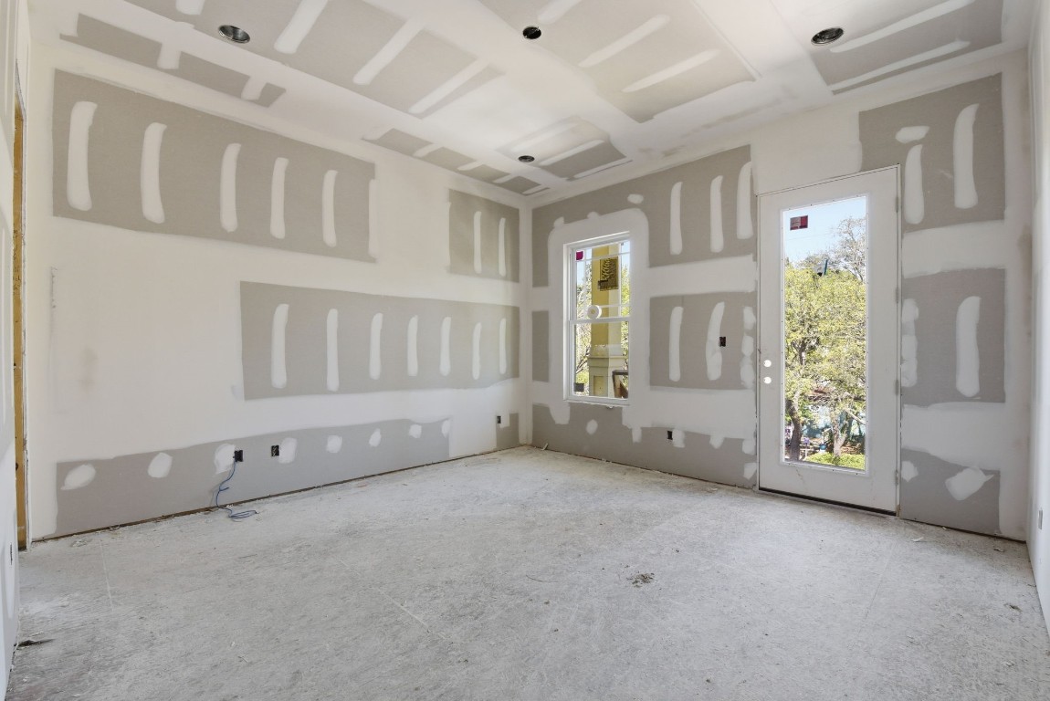 312 West 9th Street Houston, TX 77007 - Photo 18 of 24