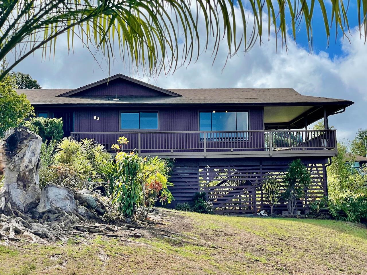 77 Kahoea Place Kula, HI 96790 - Photo 41 of 44 a front view of a house with garden