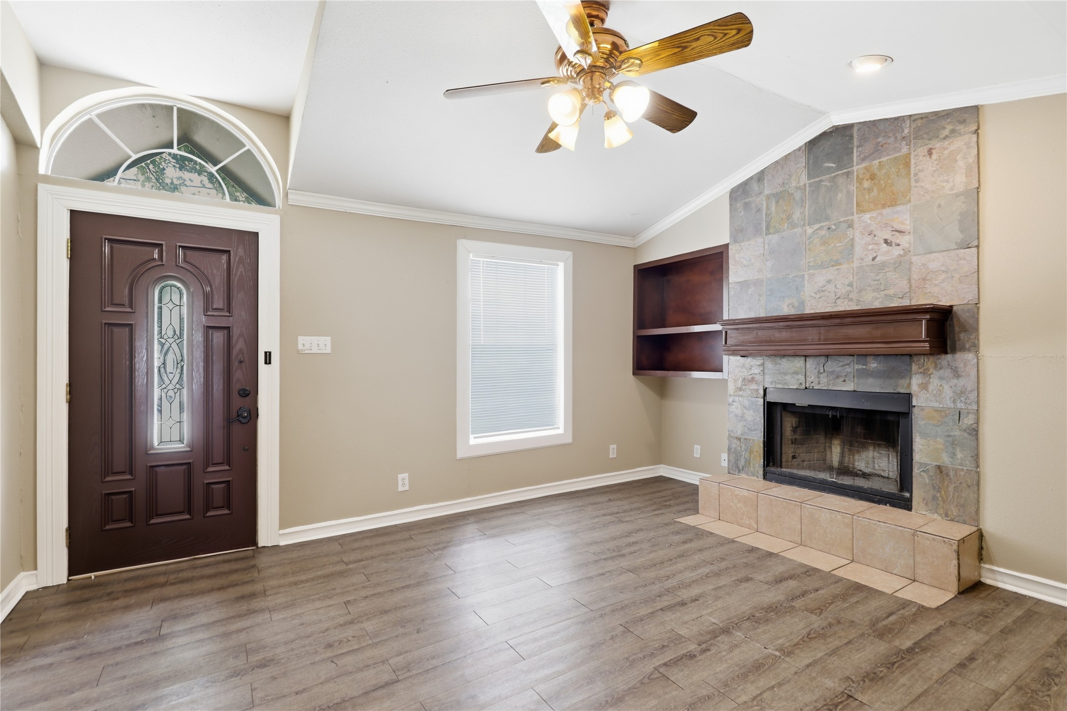 915 Vargas Road Austin, TX 78741 - Photo 5 of 29