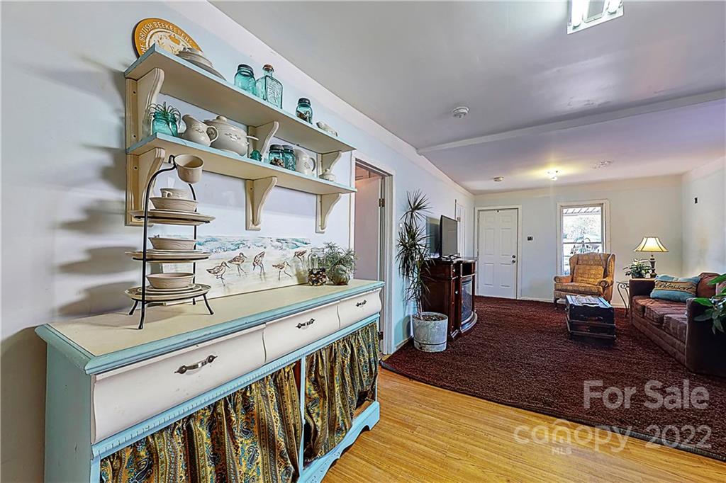 722 Morningside Road, Unit 97 Charlotte, NC 28214 - Photo 4 of 18 a living room with furniture