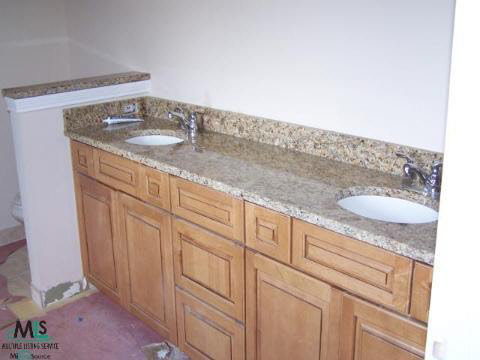 137 Spruce Lane Rochester, MI 48307 - Photo 10 of 12 795152-9.JPG
