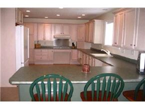 91 Lynnewood Road Laconia, NH 03246 - Photo 2 of 5