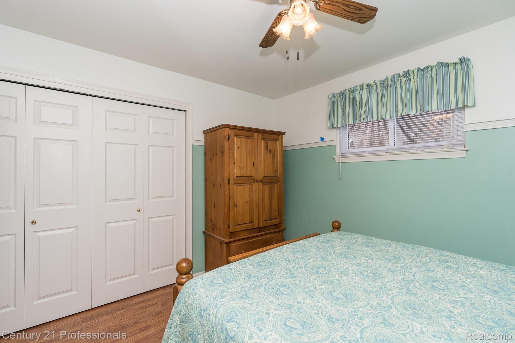 257 Nevada Avenue Rochester, MI 48309 - Photo 13 of 36 Nevada MLS-W025.jpg