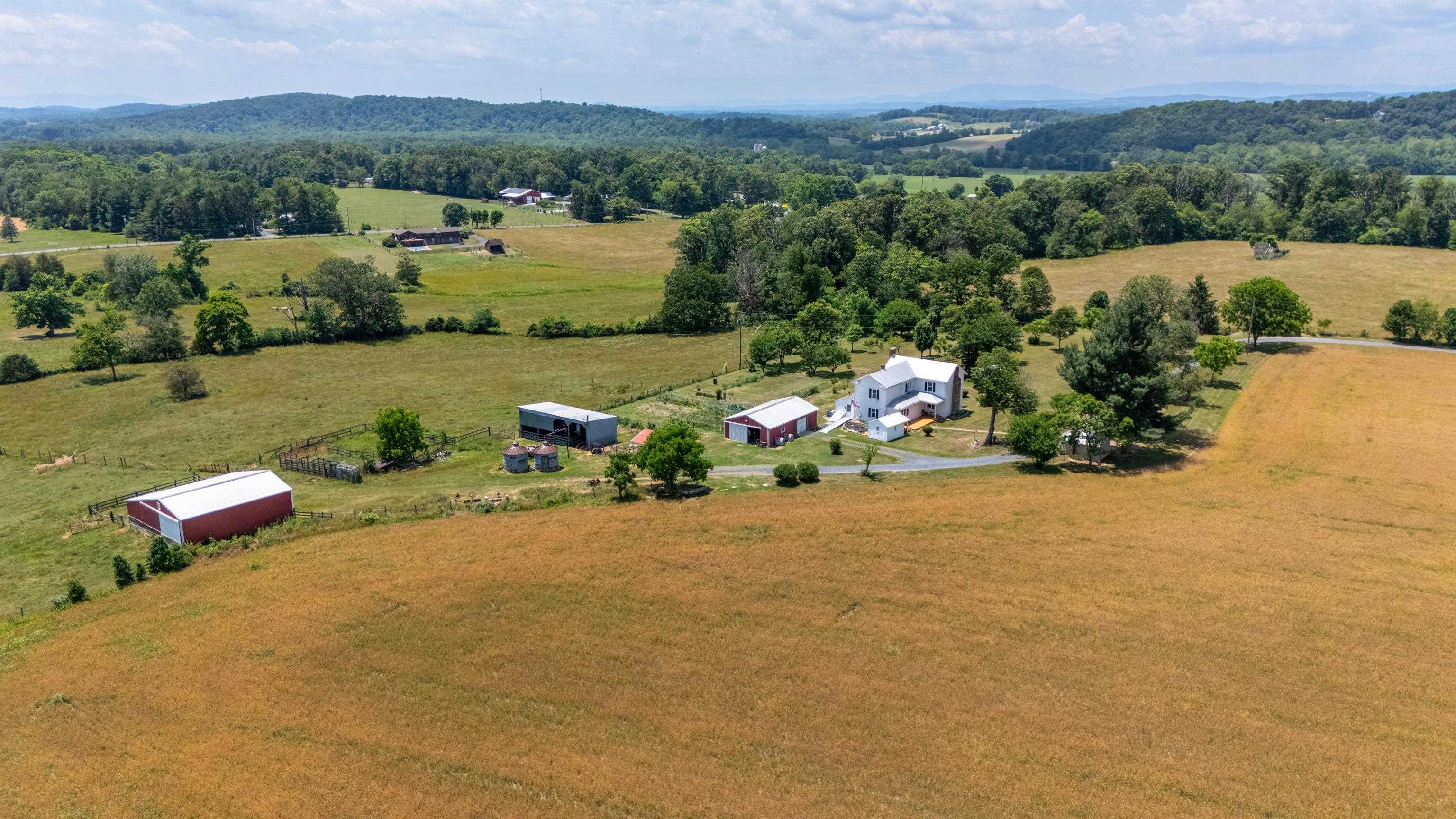 139 Teter Road Grottoes, VA 24441 - Photo 9 of 68