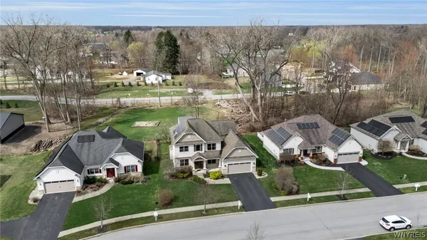 $699,900 | 6796 Rivera Way, Clarence, NY 14051