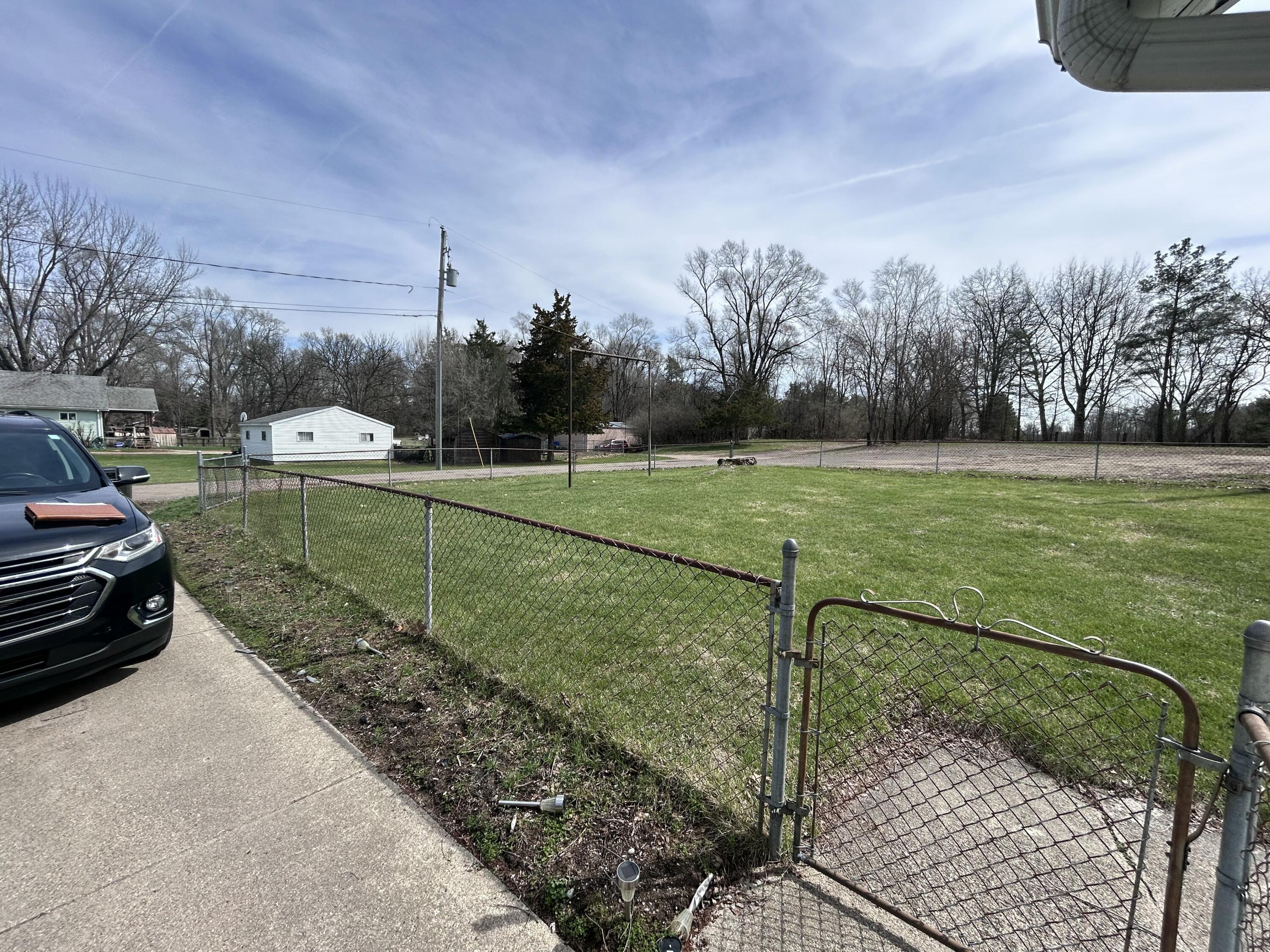 3765 Flansburg Road Jackson, MI 49203 - Photo 5 of 18 IMG_0595