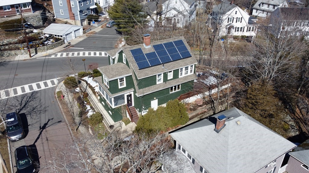 57 Fellsmere Road Malden, MA 02148 - Photo 2 of 36 Gallery Image 2