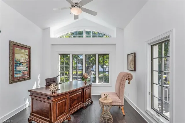 a very nice looking room with many windows