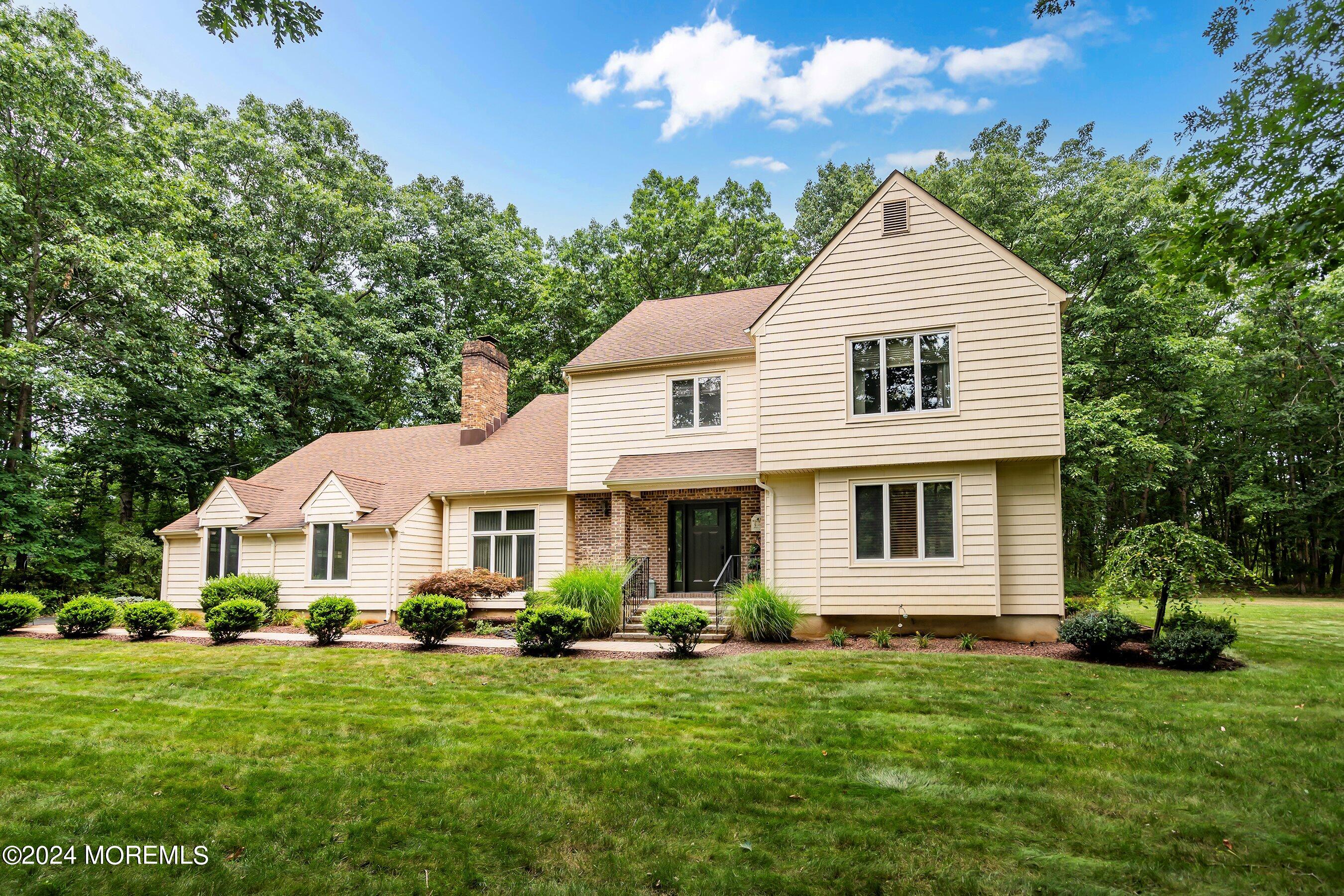 1 Amanda Lane Howell, NJ 07731 - Photo 3 of 43 04-Front Right