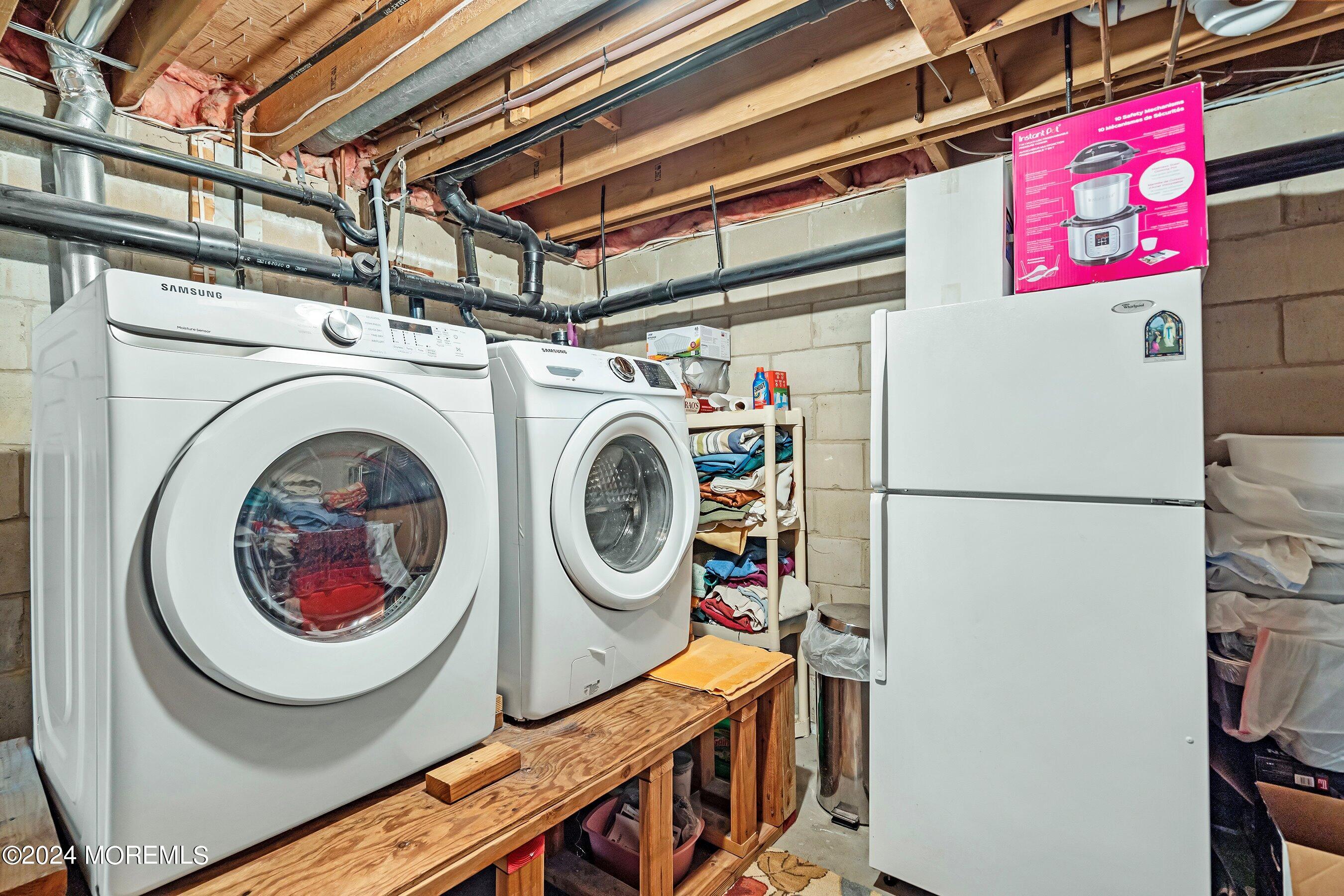 1 Amanda Lane Howell, NJ 07731 - Photo 31 of 43 32-Laundry