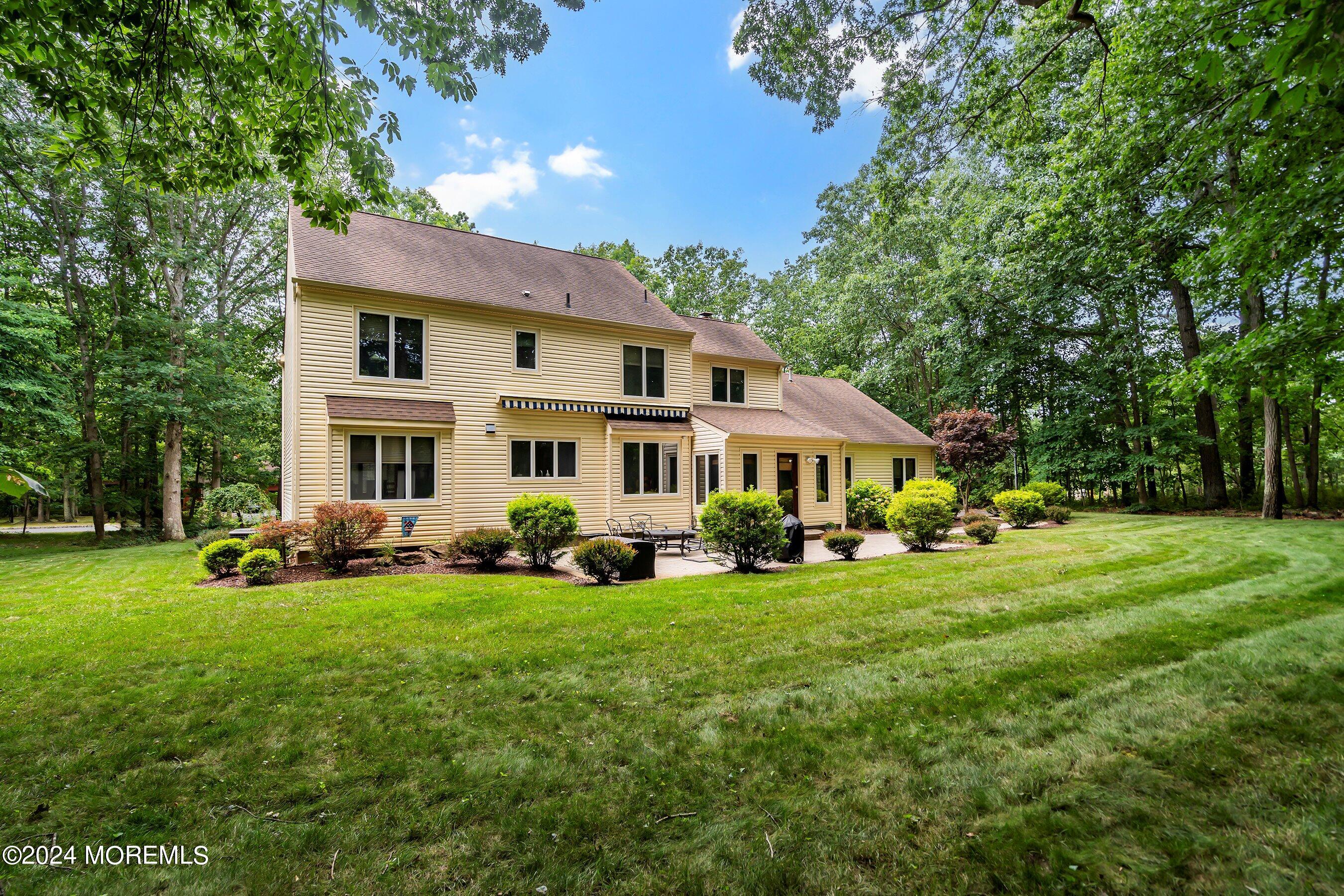 1 Amanda Lane Howell, NJ 07731 - Photo 36 of 43 37-Back Left