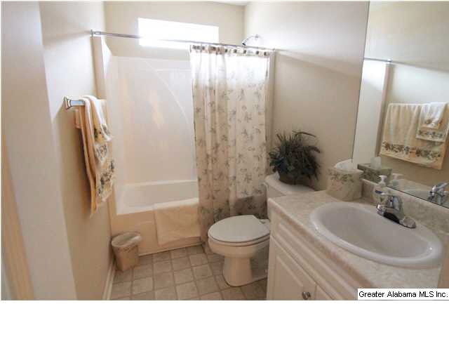 85 Crystal Avenue Bessemer, AL 35023 - Photo 10 of 13