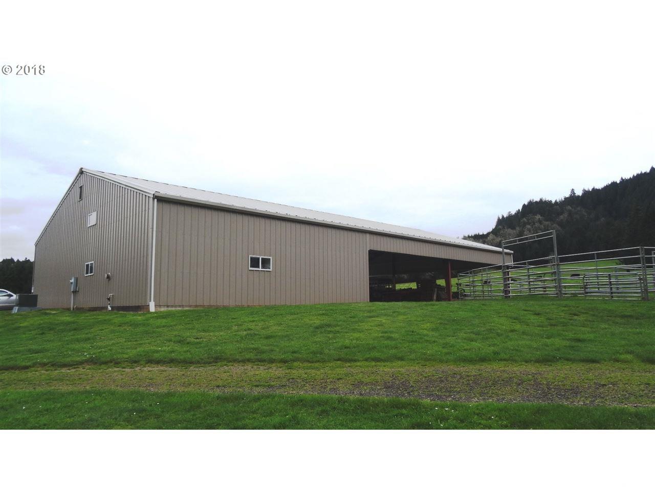 5250 Henderer Road Elkton, OR 97436 - Photo 5 of 11