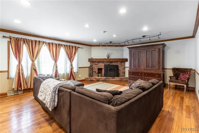 $525,000 | 60 Chapel Woods, Amherst, NY 14221