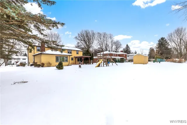 $525,000 | 60 Chapel Woods, Amherst, NY 14221