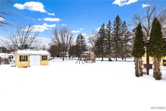 $525,000 | 60 Chapel Woods, Amherst, NY 14221