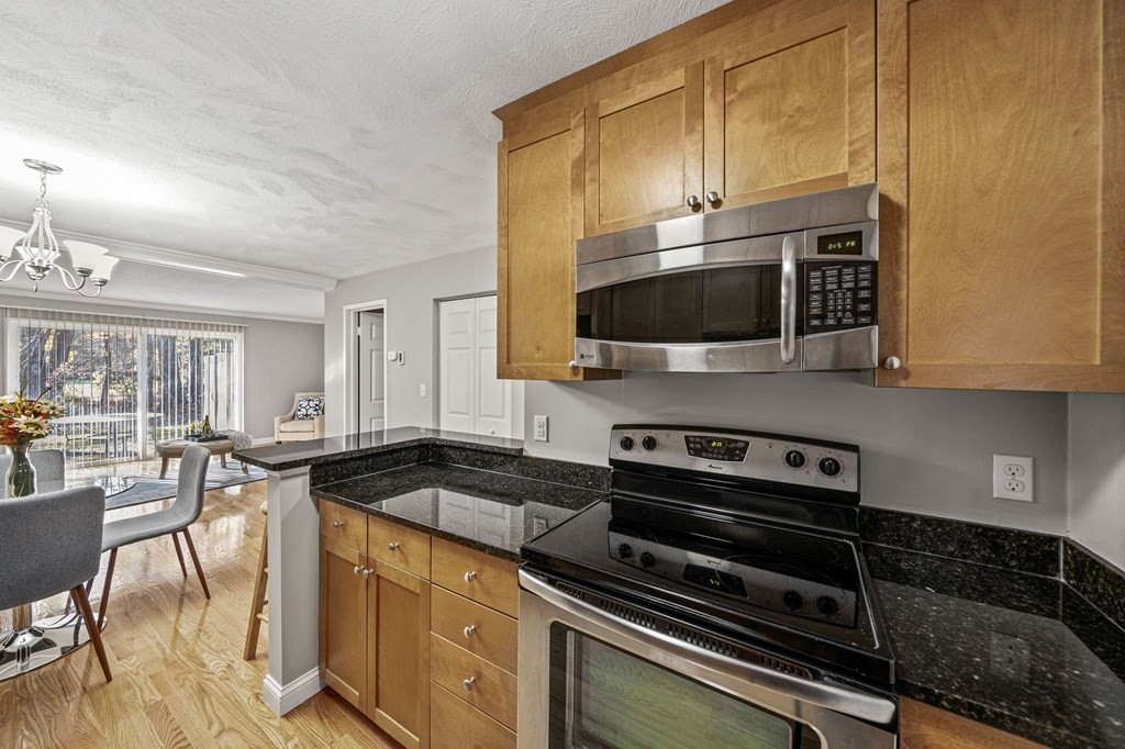 7 Nancy Road, Unit 9 Easton, MA 02375 - Photo 5 of 21 Gallery Image 5