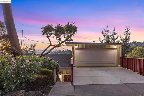$995,000 | 6741 Snake Road, Oakland, CA 94611