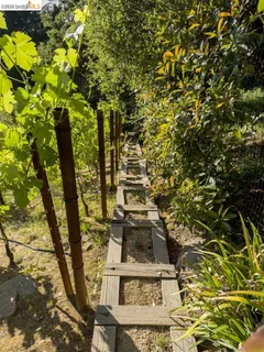 $995,000 | 6741 Snake Road, Oakland, CA 94611